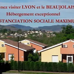 Au Beaujolais Saint Jean Hotel